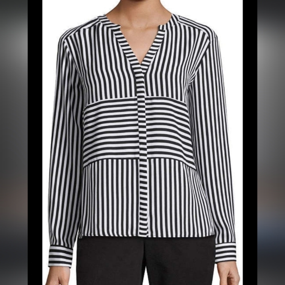 💰Worthington Striped Blouse